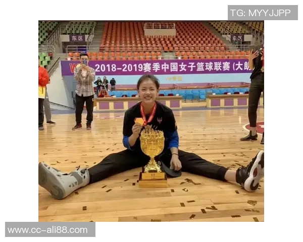 WCBA精彩回顾杨舒予砍下38分助江苏连胜击败石家庄 WCBA精彩回顾杨舒予砍下38分助江苏连胜击败石家庄